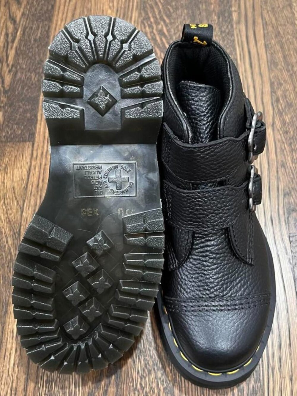 dr. martens devon flower buckle leather platform black milled nappa shoes (6W) - Picture 7 of 8